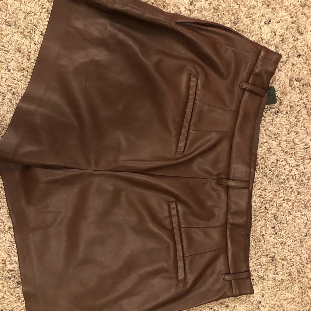 EXPRESS Editor High Waisted Faux Leather Shorts in Rich Mocha, size 14